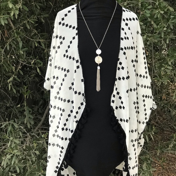 Kimono top - Picture 2 of 3